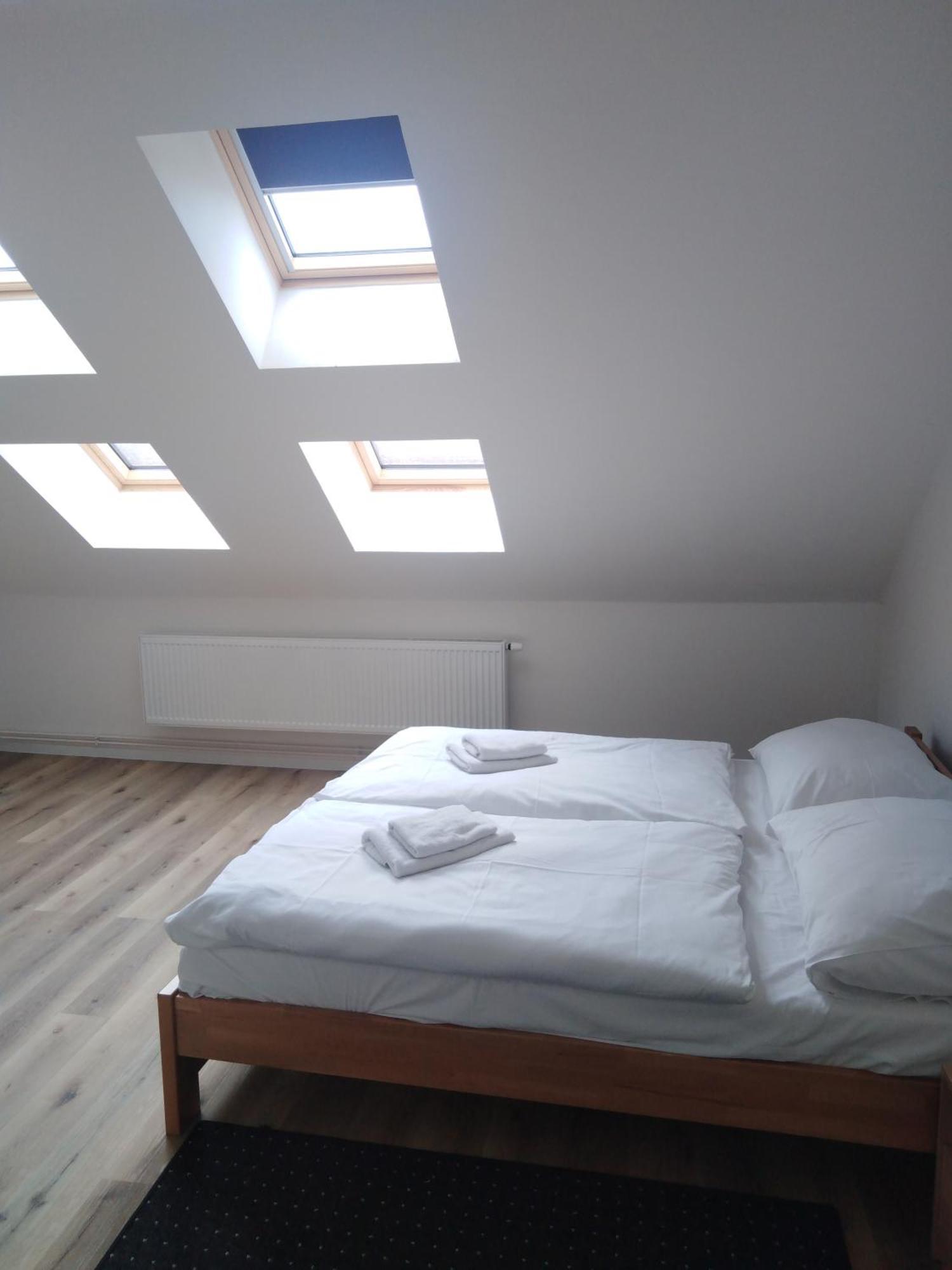 Silver Apartments Kutna Hora Luaran gambar