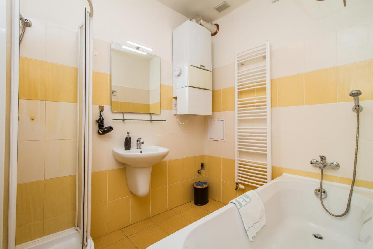 Silver Apartments Kutna Hora Luaran gambar